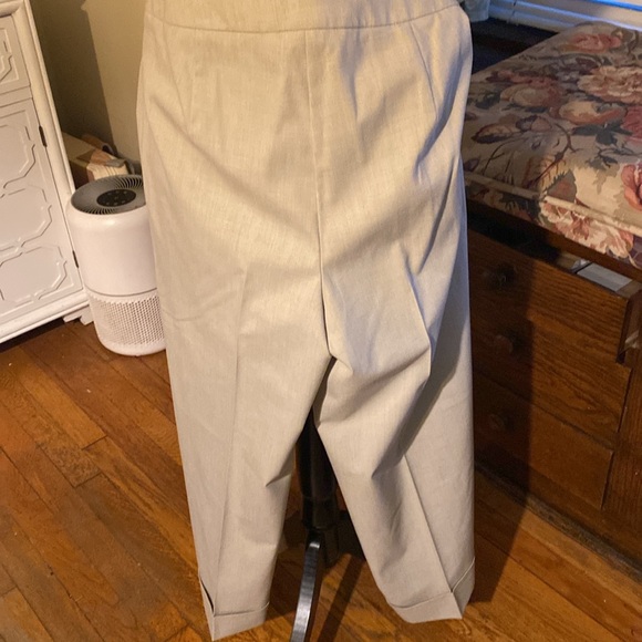 Chicos Size 1R(8) Beige Straight Leg Dress Pant Slacks Career Wear - Picture 3 of 5